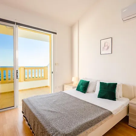 Athena Villa