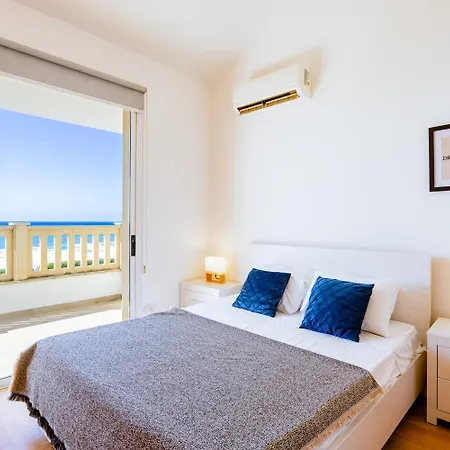 Villa Athena *